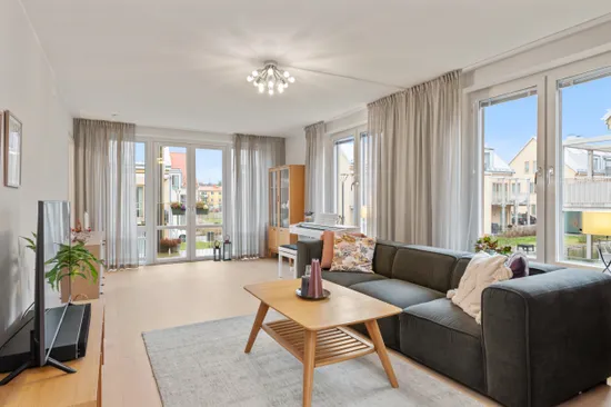 Bostadsrätt, Fänrikens Gata 3, Näsbypark Sjösidan, Täby