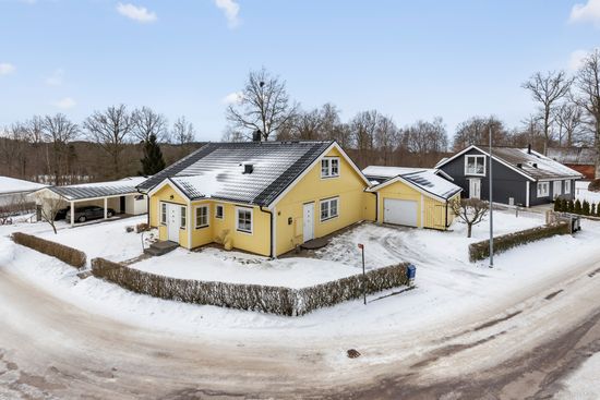 Villa, Skytteparksvägen 16, Örkelljunga