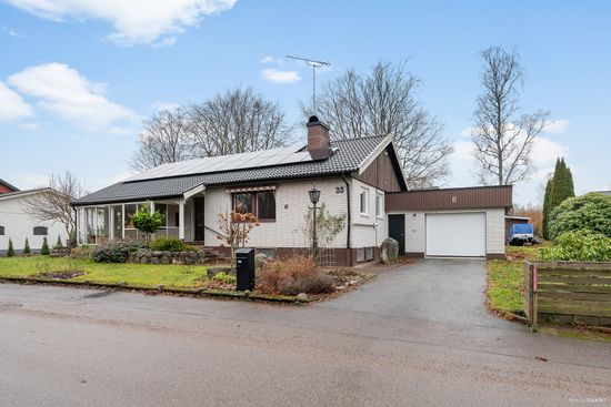 Villa, Junexvägen 33, Skånes Fagerhult, Örkelljunga