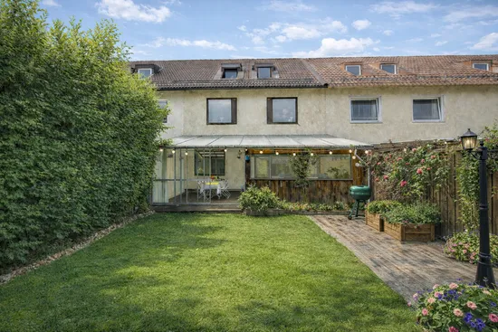 Villa, Radhus, Eksätravägen 52, Bredäng - Mälarhöjden, Stockholm