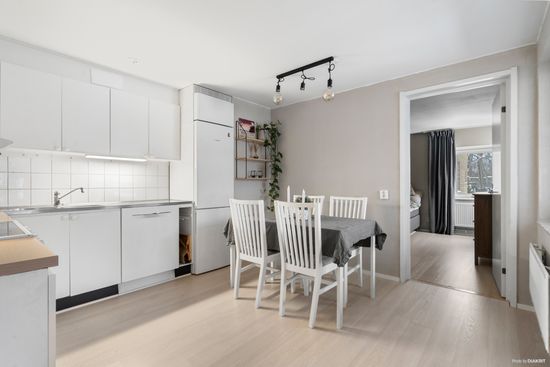 Bostadsrätt, Gribbylundsvägen 74a, Gribbylund, Täby