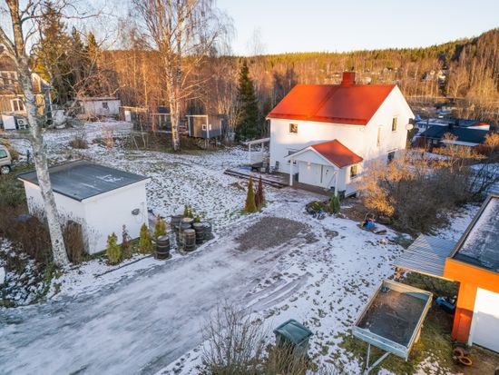 Villa, Hovsmedsvägen 12, Vävland, Timrå