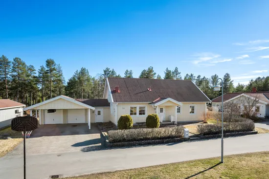 Villa, Folksagans väg 24, Tomtebo, Umeå