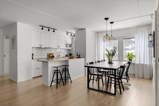 Bostadsrätt, Middagsvägen 6, Römossen, Botkyrka