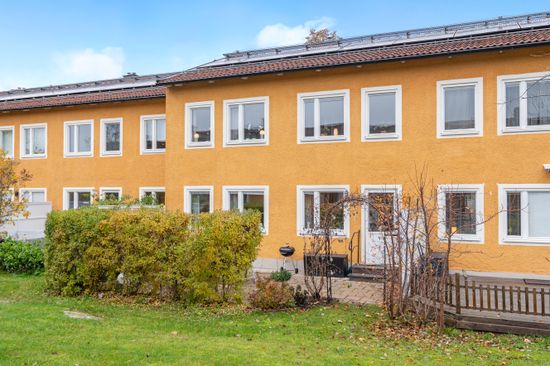 Bostadsrätt, Radhus, Starbovägen 38, Vällingby Nälsta, Stockholm