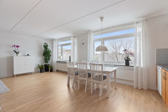 Bostadsrätt, Huvudstagatan 3A, vån 5, Solna Centrum, Solna