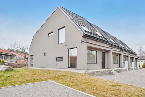 Radhus, Malvastigen 15B, Edsängen, Sollentuna