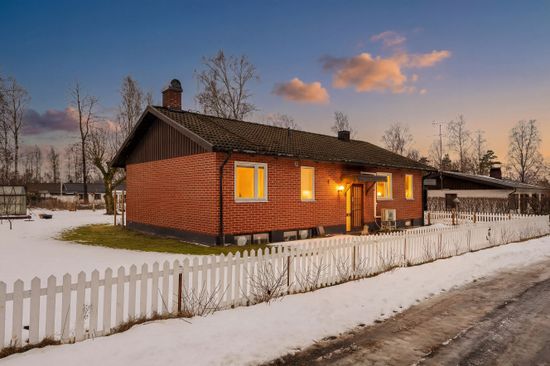 Villa, Trastvägen 3, Laholm