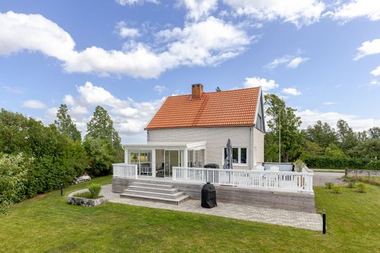 Villa, Egebygatan 24, Egeby, Mjölby