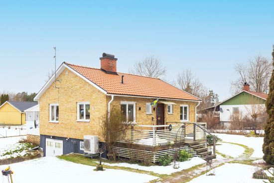 Villa, Mariestadsvägen 30, Nybble, Kristinehamn