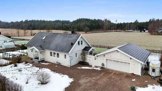 Villa, Buslätt 156, Uddevalla