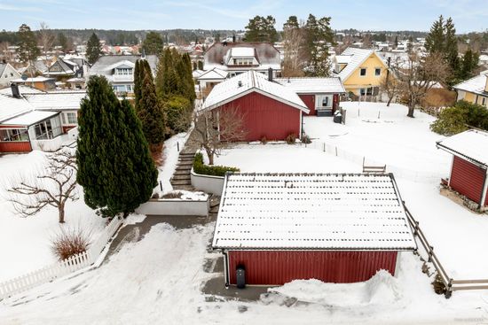 Villa, Jaktvägen 17, Skarpäng, Täby