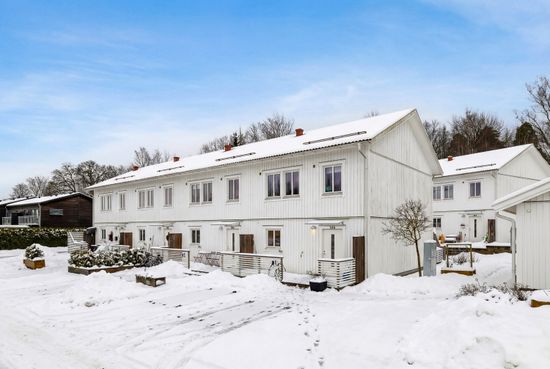 Radhus, Lakevägen 38A, Ekeby Almby, Örebro