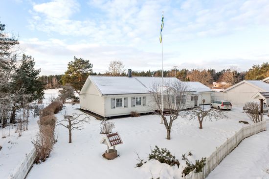 Villa, Boglösa Kärrbytorp 10, Boglösa, Enköping