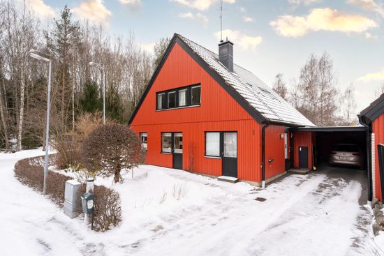 Villa, Radhus, Spadvägen 1, Skogstorp, Eskilstuna