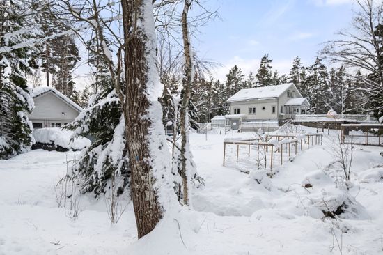 Villa, Sjöbergavägen 42, Brevik, Tyresö