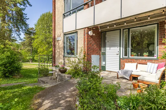 Bostadsrätt, Radhus, Riksrådsvägen 35, Bagarmossen, Stockholm