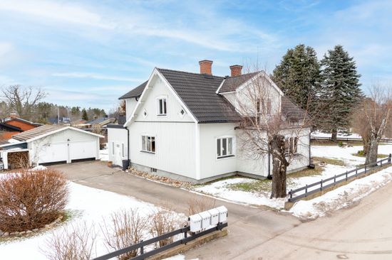 Villa, Nyemålavägen 16, Timmernabben, Mönsterås