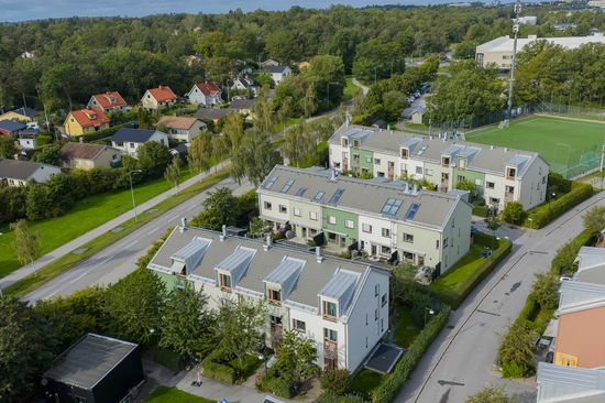 Radhus, Blåoxgränd 12, Älvsjö - Långbro, Stockholm