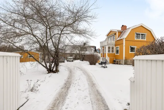 Villa, Mått Johanssons väg 12, Valhalla, Eskilstuna