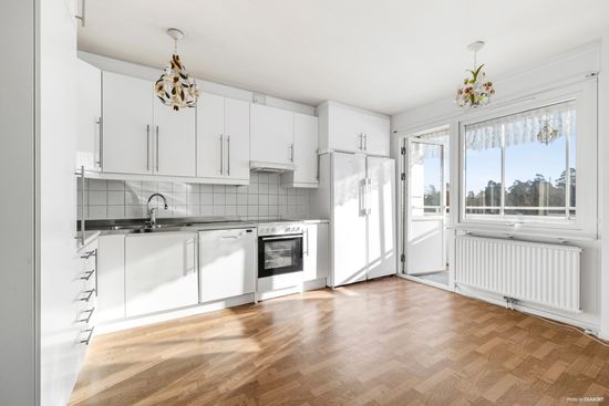 Bostadsrätt, Sveaborgsgatan 5, Akalla, Stockholm