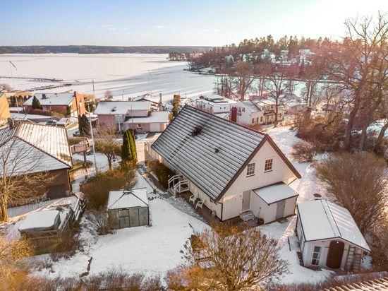 Villa, Nässelstigen 52, Hässelby Södra Villastad, Stockholm