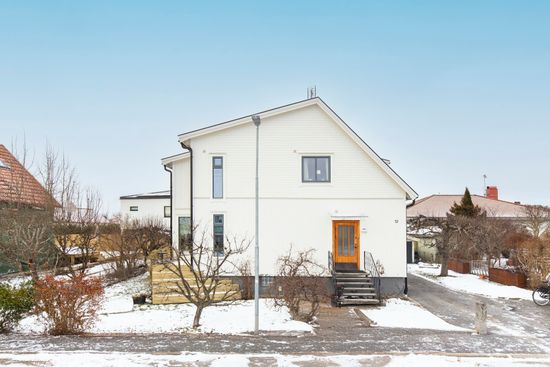 Villa, Flygaregatan 12, Sörby, Örebro