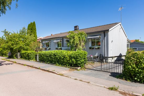 Villa, Bergagatan 30, Kungsgärdet, Uppsala