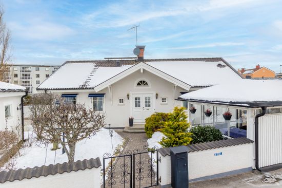 Villa, Dammgatan 2, Centralt, Oskarshamn