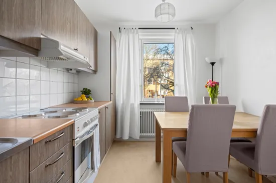Bostadsrätt, Astrakangatan 93, ½ tr, Hässelby Gård, Stockholm