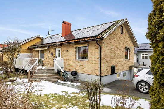 Villa, Ängsgatan 5, Centralt, Kungälv