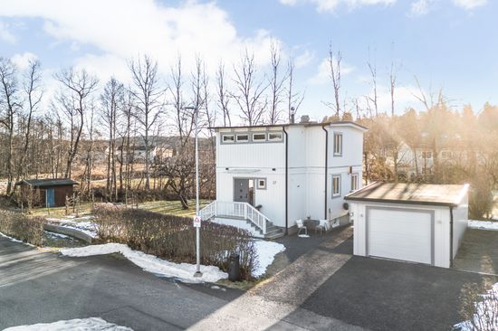 Villa, Nederstevägen 17, Ale