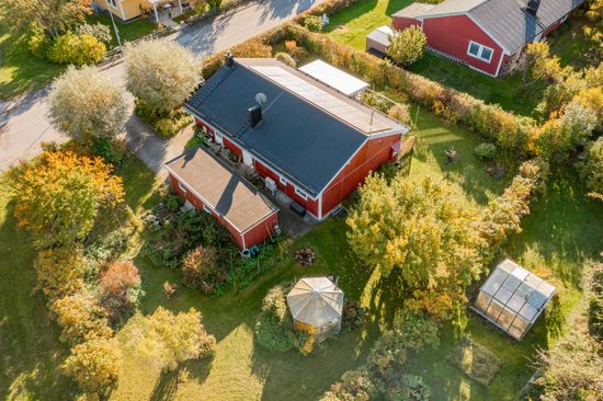 Villa, Ollonvägen 17, Smedby, Österåker