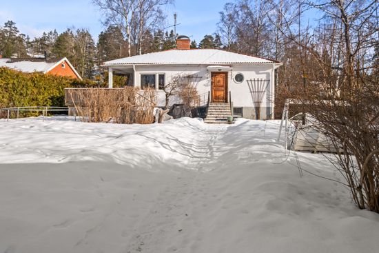 Villa, Vretvägen 15A, Trollbäcken, Tyresö