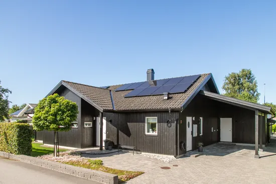 Villa, Nygrannes gata 6, Träslöv, Varberg