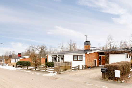 Villa, Liljevägen 35, Öjaby, Växjö