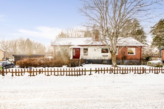 Villa, Byvägen 14, Hummelsta, Enköping