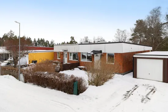 Radhus, Svampvägen 11, Norrbacka, Sigtuna