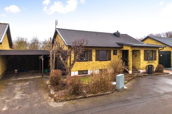 Villa, Radhus, Nypongatan 48, Lomma