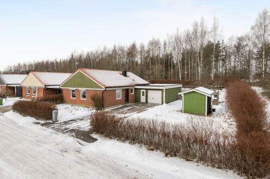 Villa, Trindyxgränd 1, Ryttarhagen, Mjölby