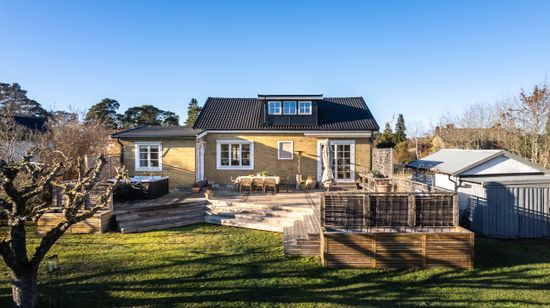 Villa, Lundbecks väg 9, Vä, Kristianstad