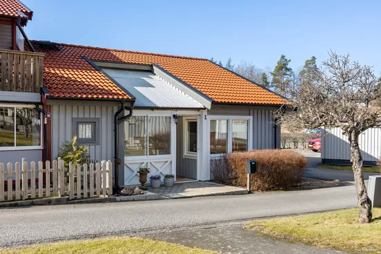 Villa, Radhus, Odengatan 1, Östra Ängabo, Alingsås