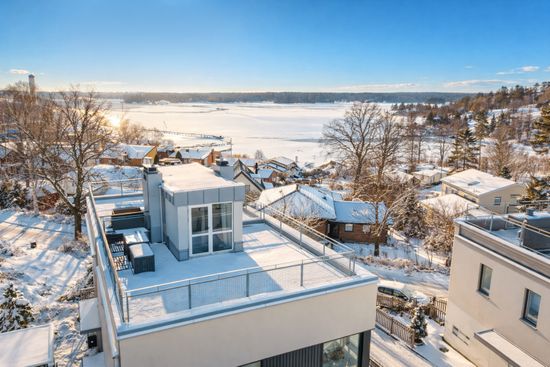 Bostadsrätt, Radhus, Berguddsvägen 28B, Hässelby Södra Villastad, Stockholm