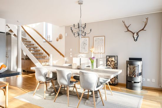 Bostadsrätt, Radhus, Lupinvägen 40, Viby Äng, Håbo