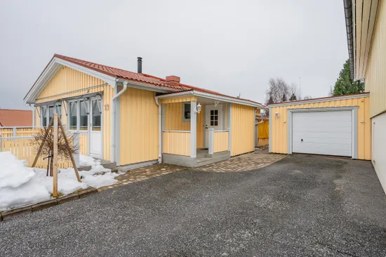 Villa, Hallbacken 13, Domsjö, Örnsköldsvik