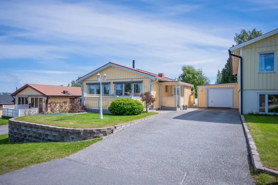 Villa, Hallbacken 13, Domsjö, Örnsköldsvik
