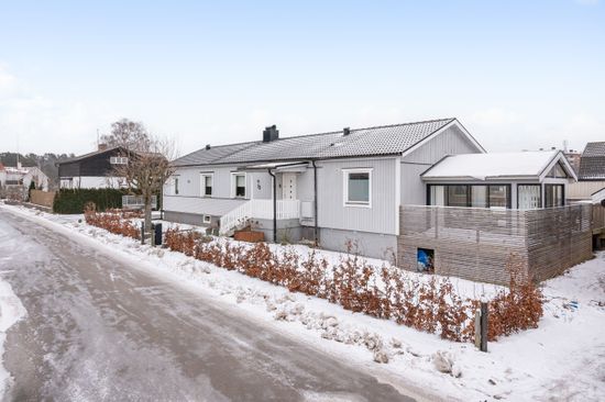 Villa, Heleneborgsgatan 13, Hallberga, Norrköping