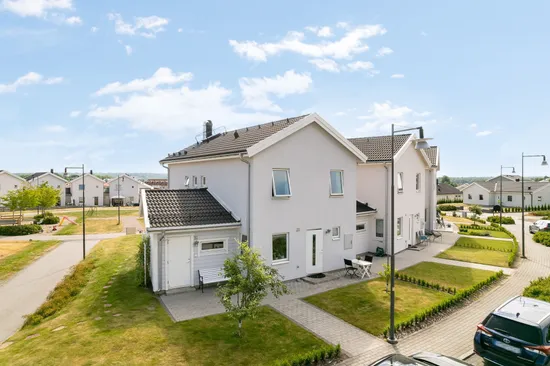 Radhus, Spinnrocksvägen 28, Fårhushagen, Strängnäs