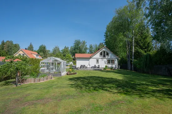 Villa, Dymmelkärrsvägen 27, Tullinge Trädgårdsstad, Botkyrka