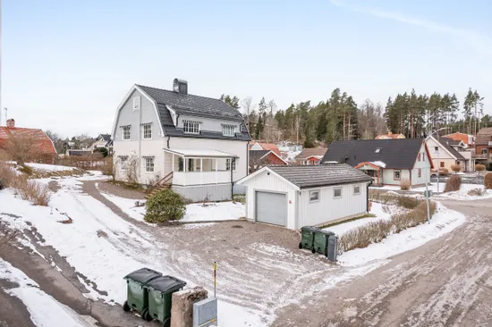 Villa, Fiskartorpsvägen 9, Norrmalm, Finspång